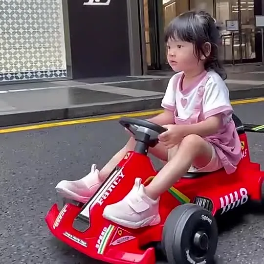 Niños Go Kart Paseo en coche Pedal eléctrico Go Kart